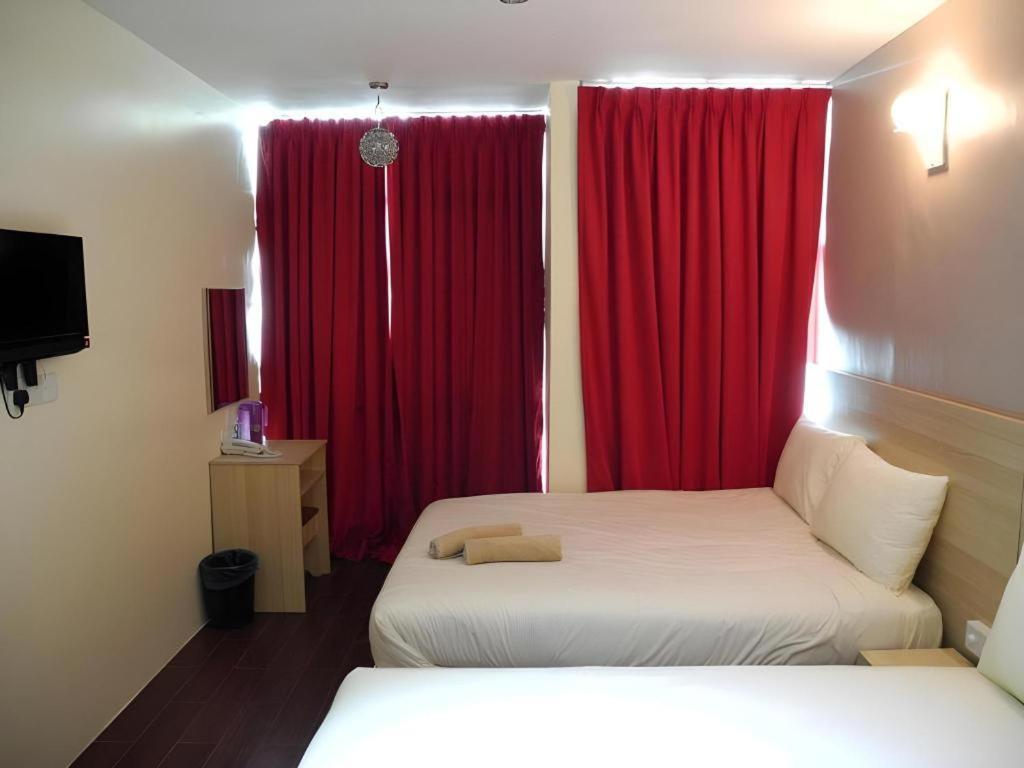 Hotel Station 18 Ипох Екстериор снимка