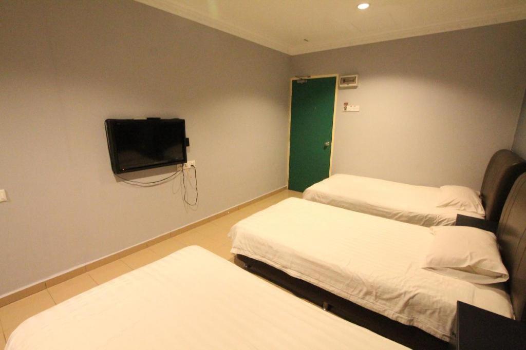 Hotel Station 18 Ипох Екстериор снимка